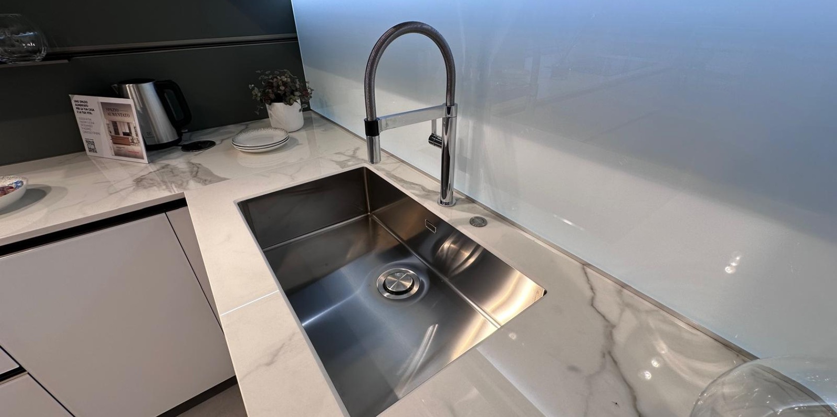 Veneta Cucine - Modello Lounge - Convivio - Image