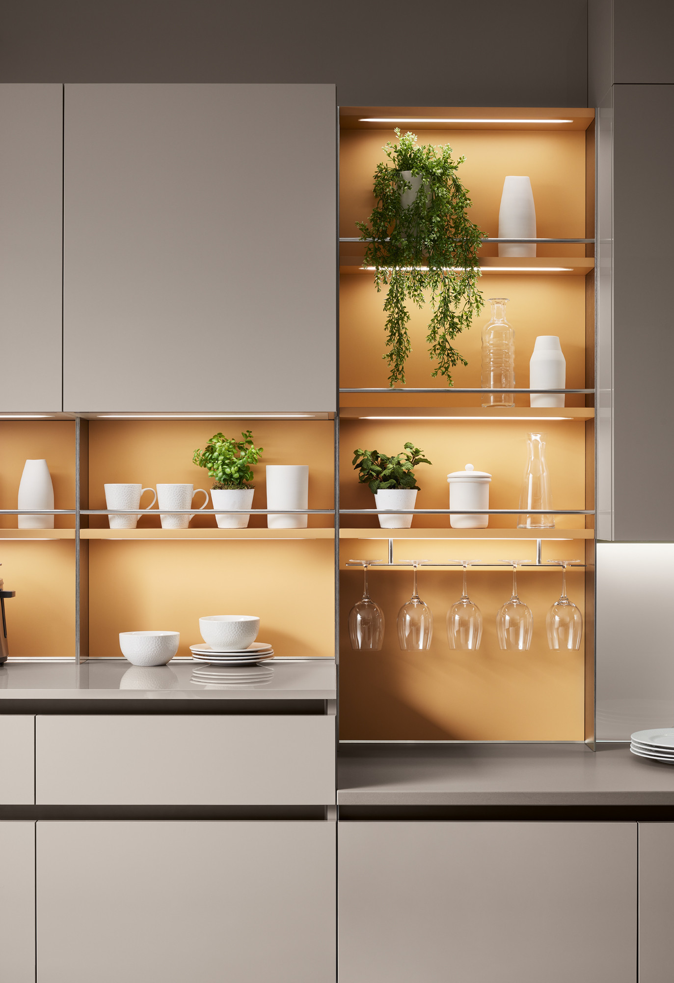 1. Se scegli una cucina opaca, fai attenzione ai raggi solari