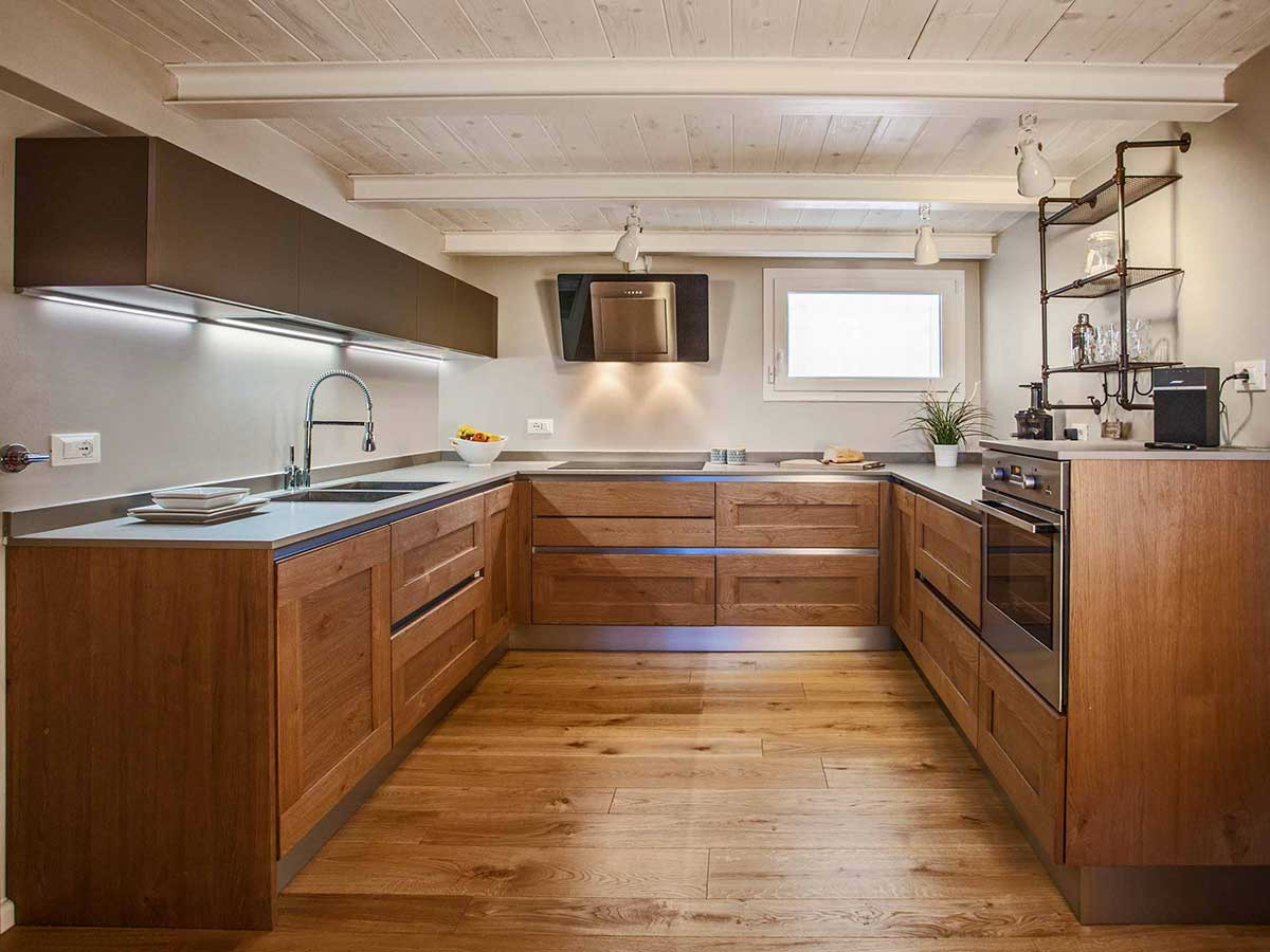 1. Opta per una cucina su misura se stai ristrutturando