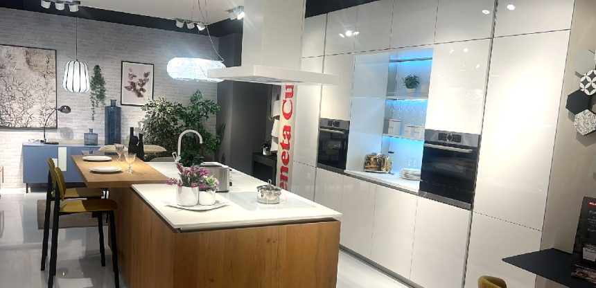 Lounge laccato bianco e legno - Image
