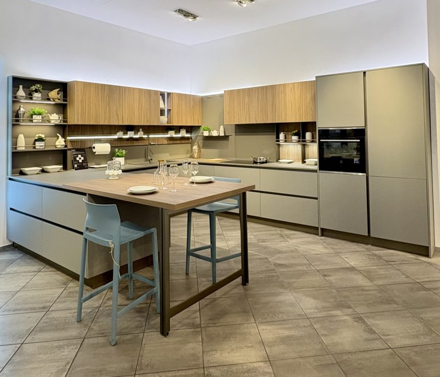 Cucina angolare Veneta Cucine START J SOFT E OYSTER DEK Rinnovo Expo - Image